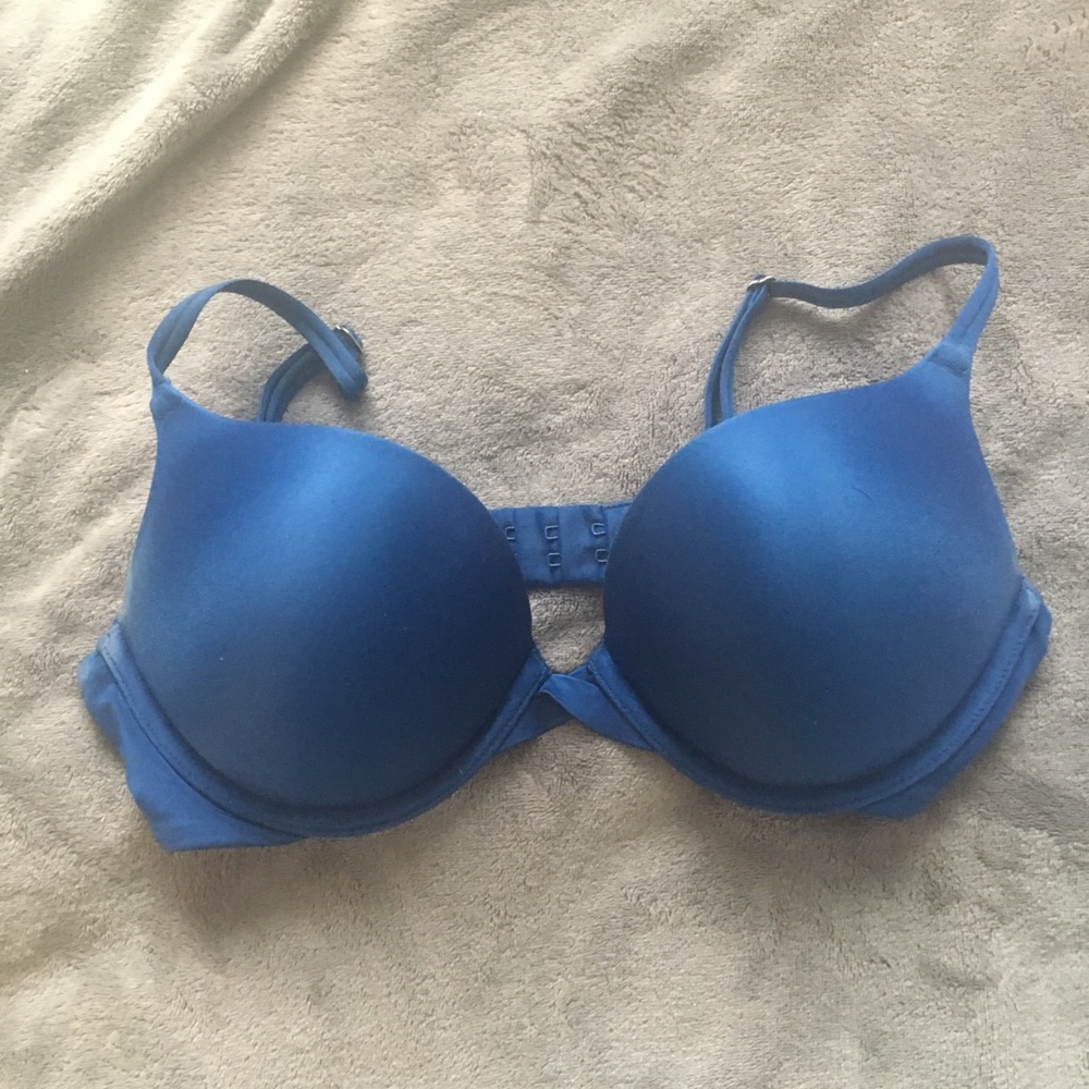 Blue bombshell bra